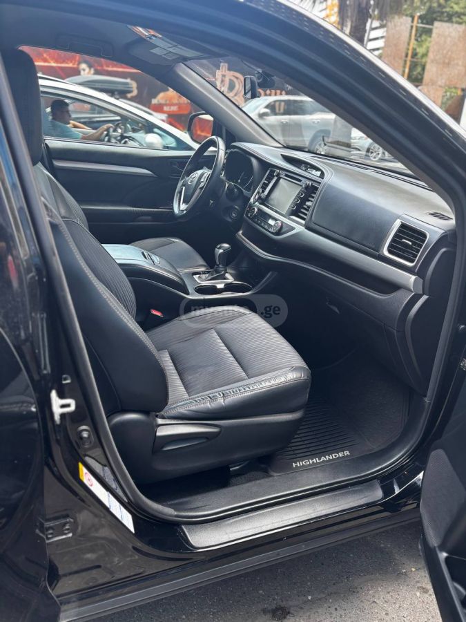 Toyota Highlander - фото 7