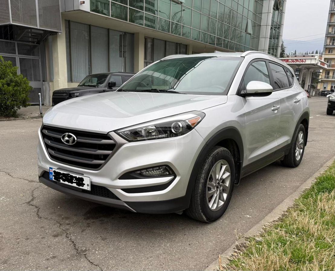 Hyundai Tucson - фото 1