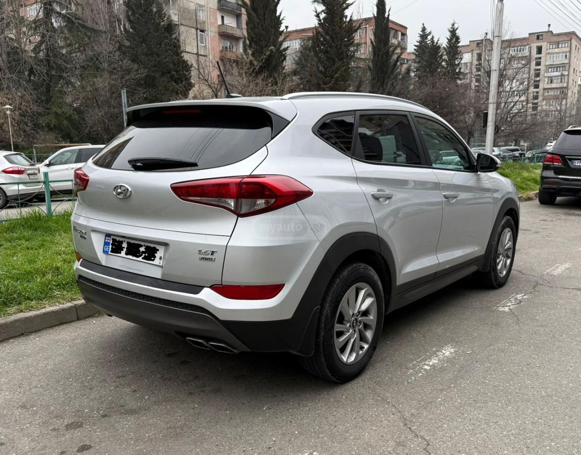 Hyundai Tucson - фото 3