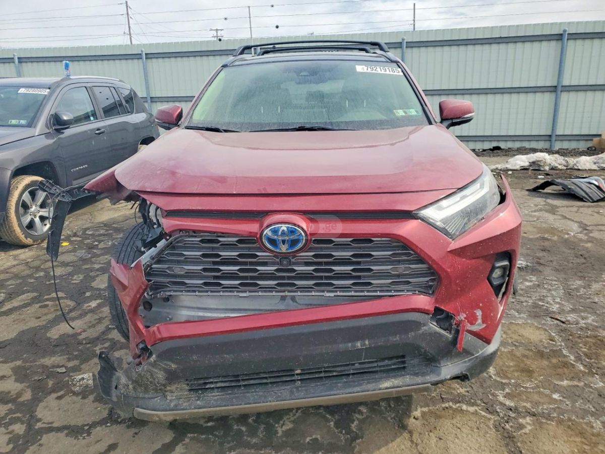 Toyota RAV 4 - фото 5