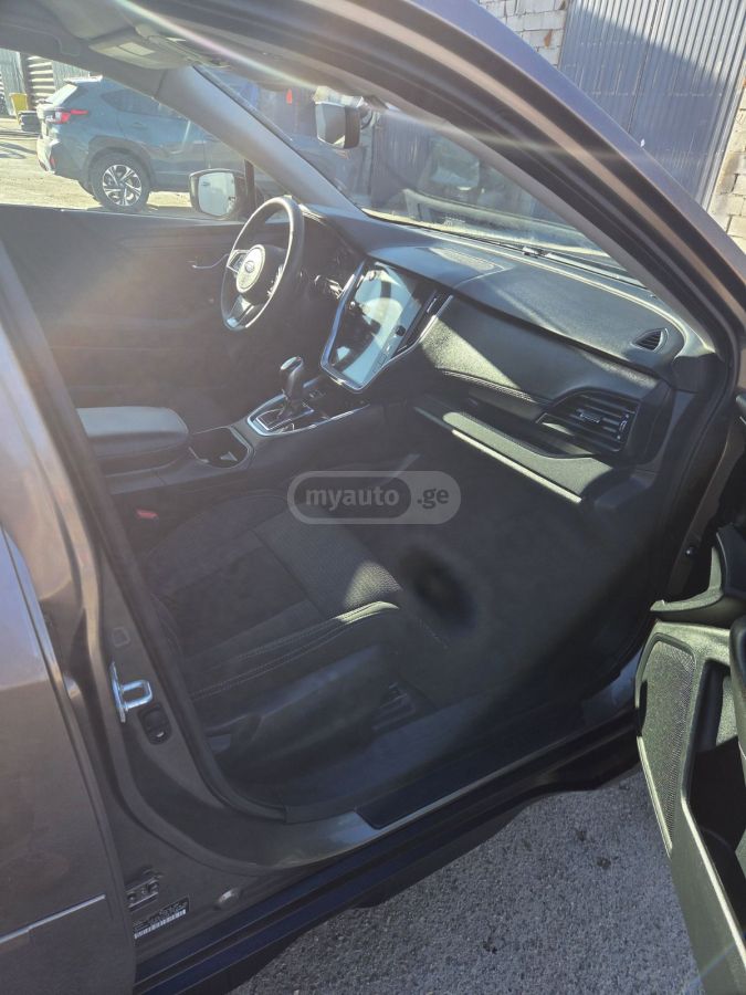 Subaru Outback - фото 3