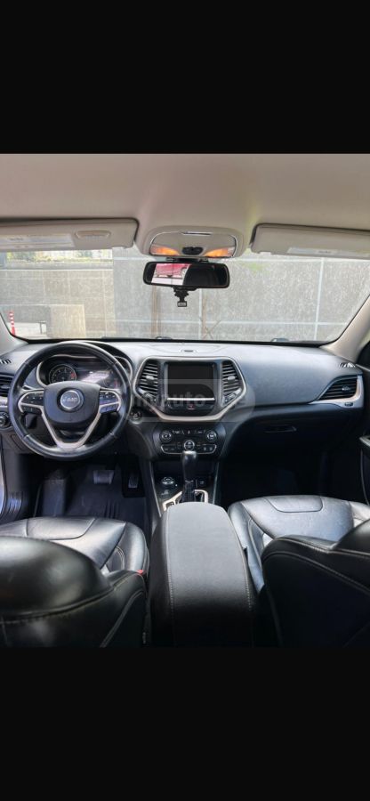 Jeep Cherokee - фото 9