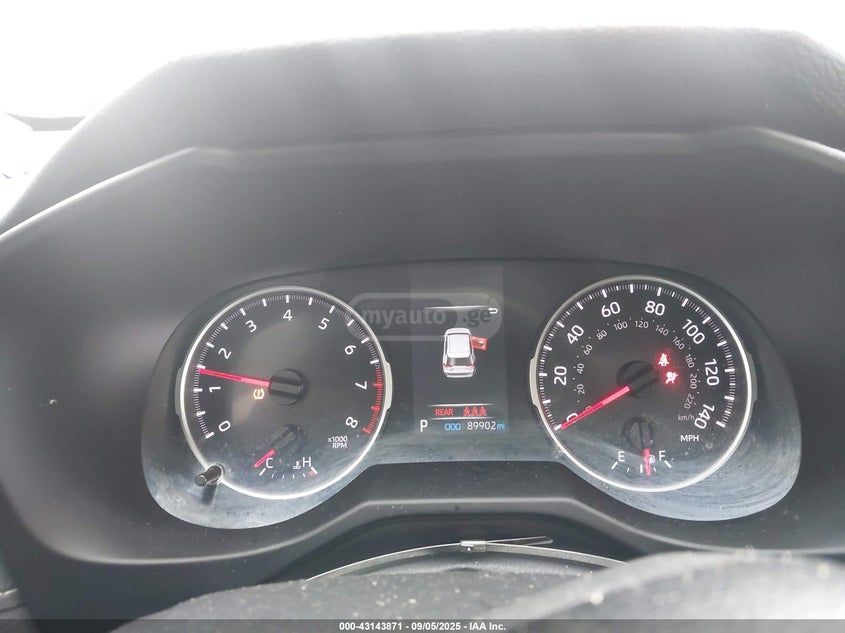 Toyota RAV 4 - фото 6