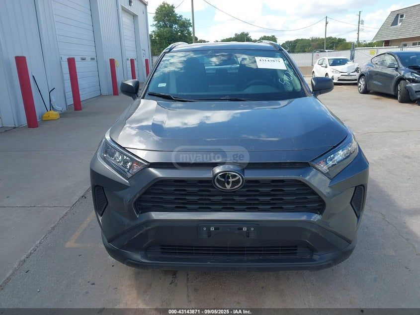 Toyota RAV 4 - фото 9