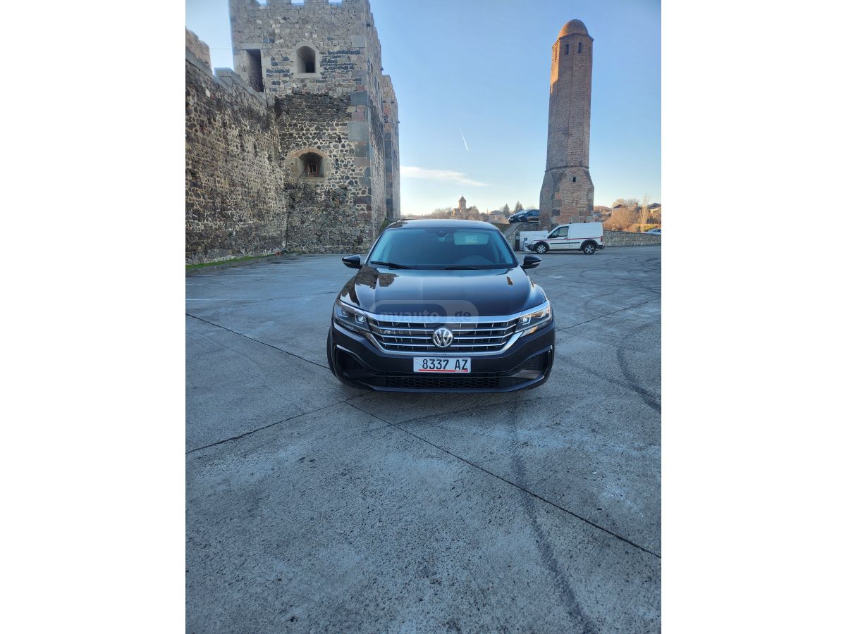 Volkswagen Passat - фото 2