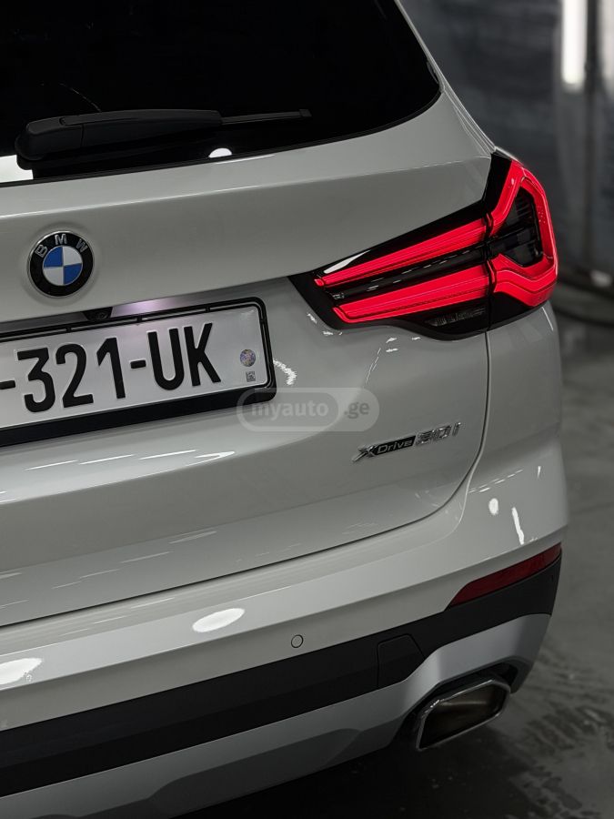 BMW X3 - фото 8
