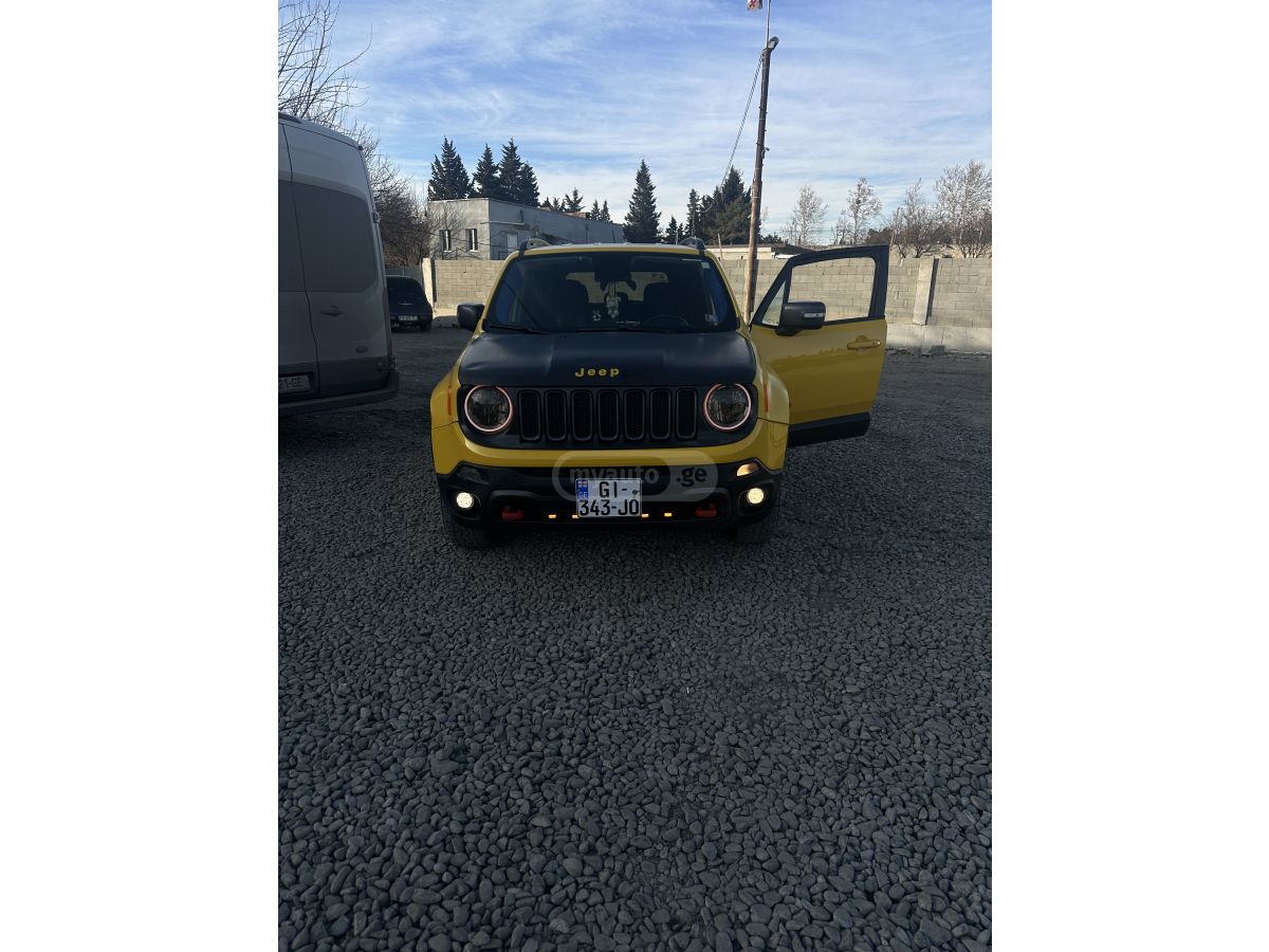 Jeep Renegade - фото 3