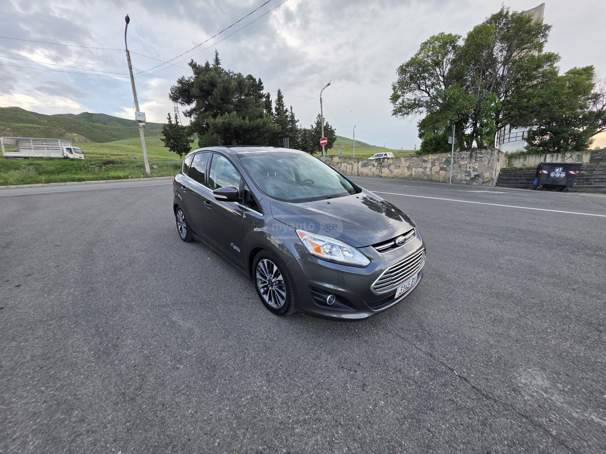 Ford C-MAX - фото 1