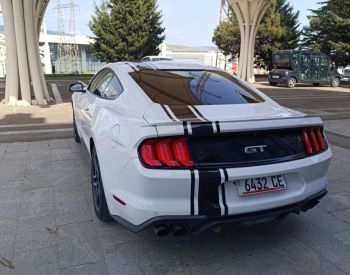 FordMustang2019