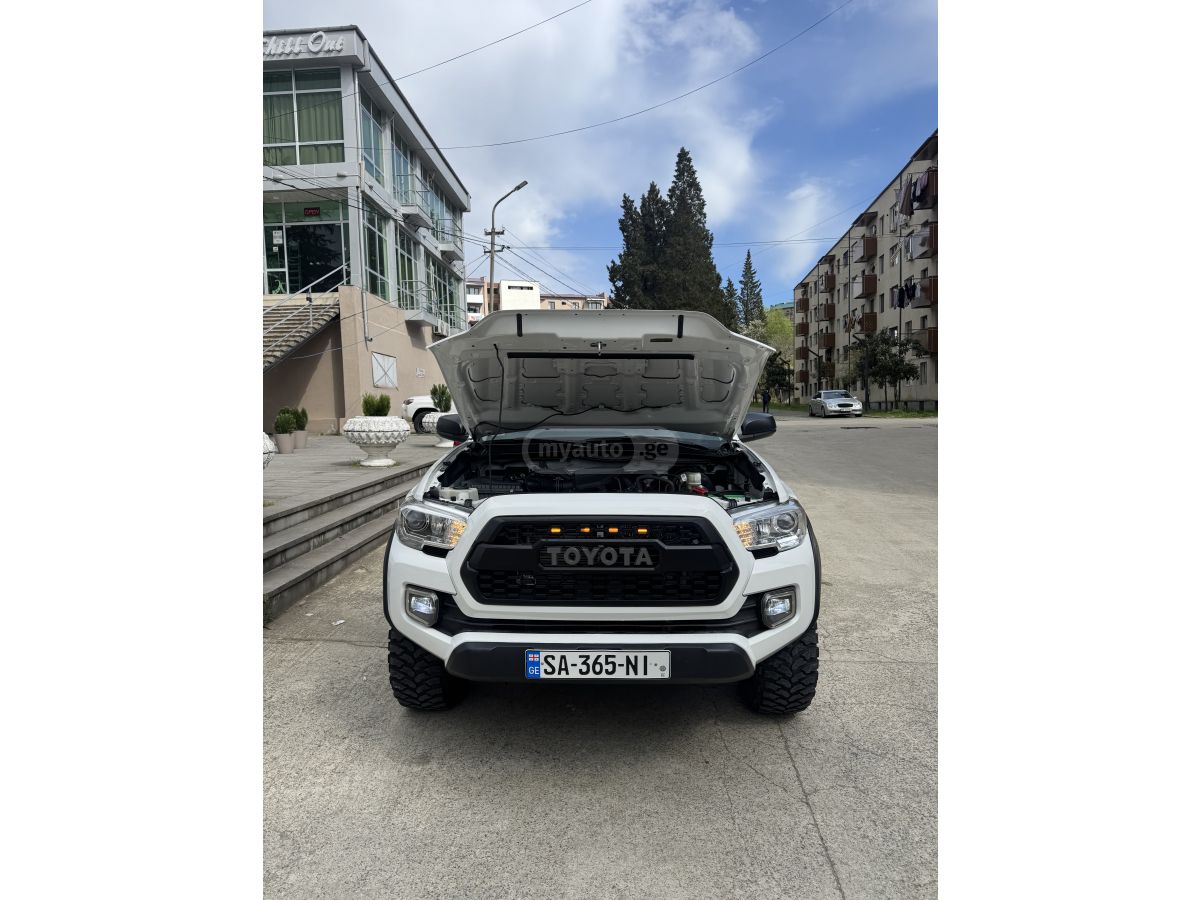Toyota Tacoma - фото 6
