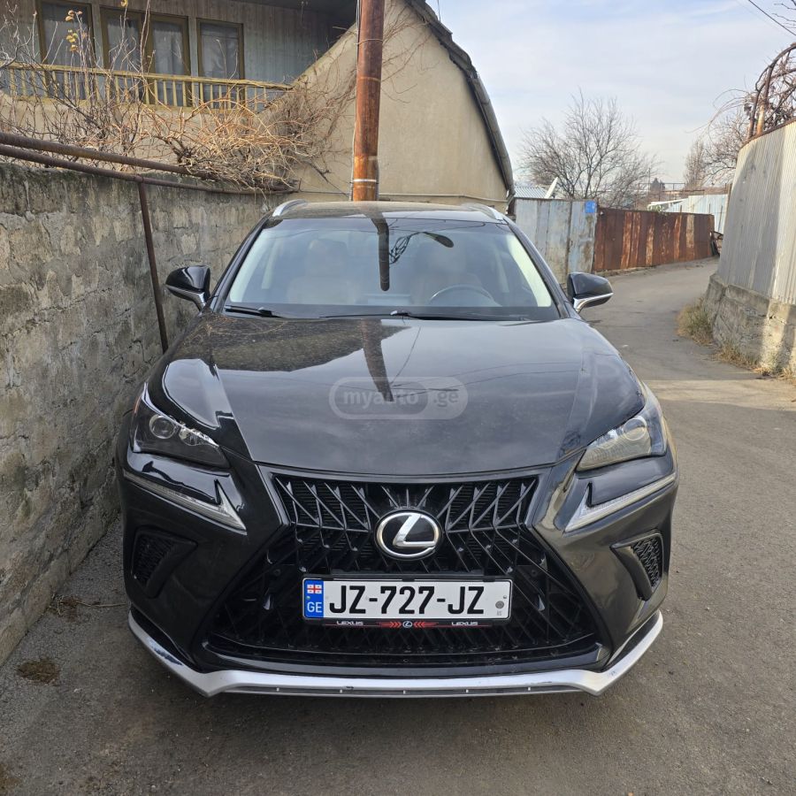 Lexus NX 200 - фото 2