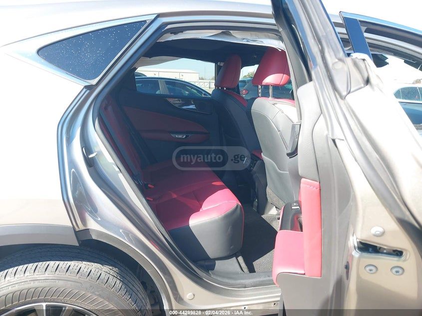 Lexus NX 250 - фото 8