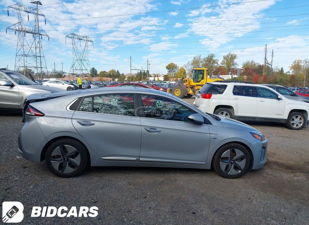 Hyundai Ioniq - фото 5