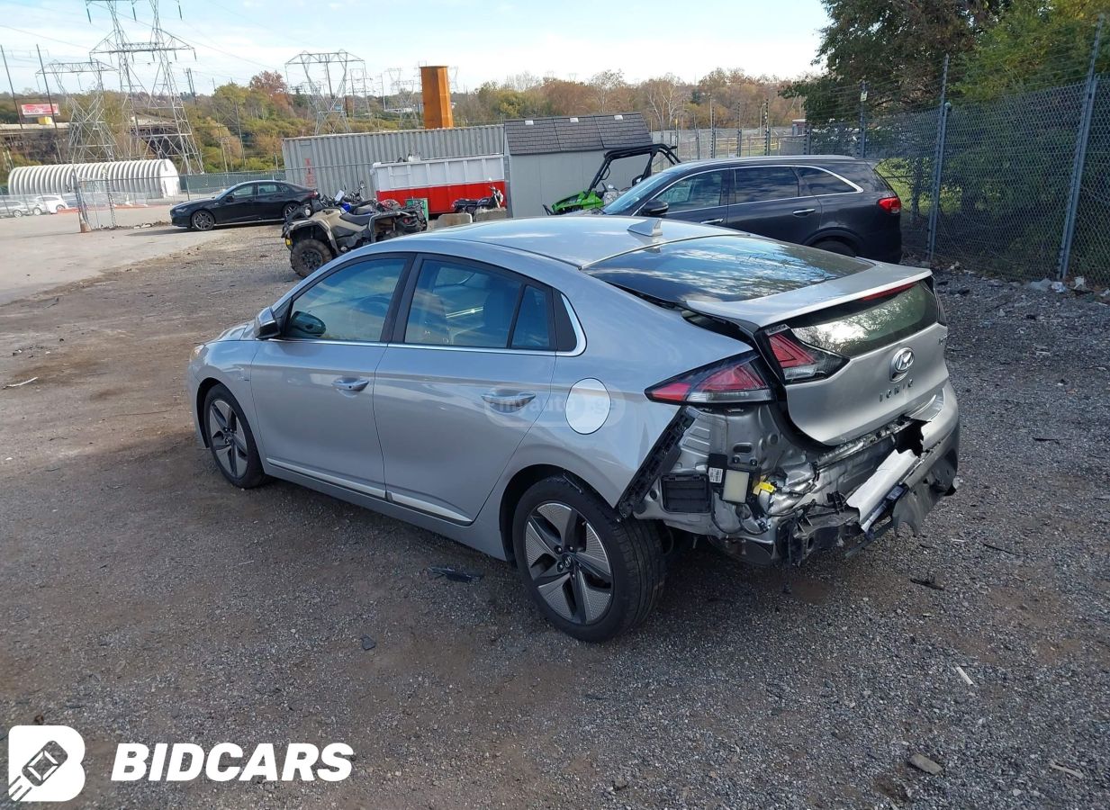 Hyundai Ioniq - фото 6