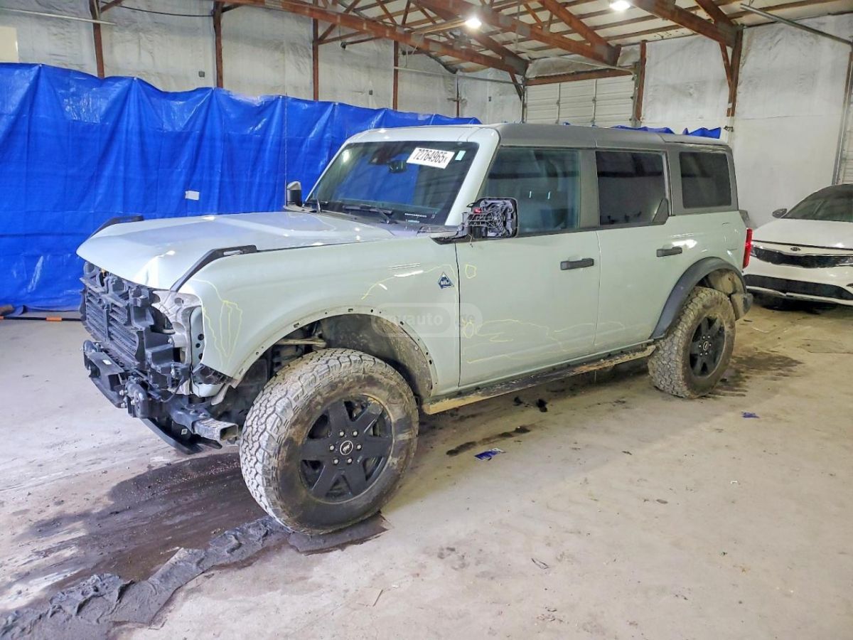 Ford Bronco - фото 1