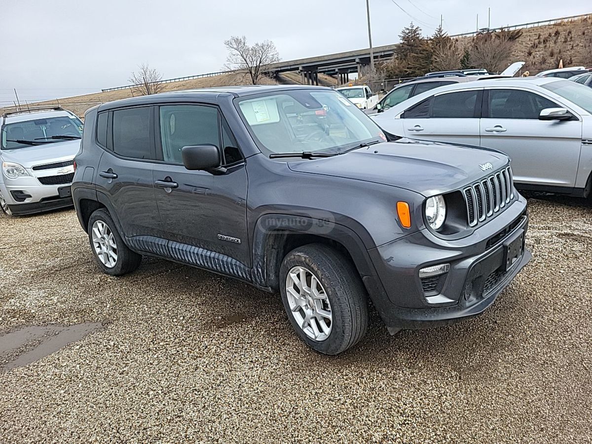 Jeep Renegade - фото 2