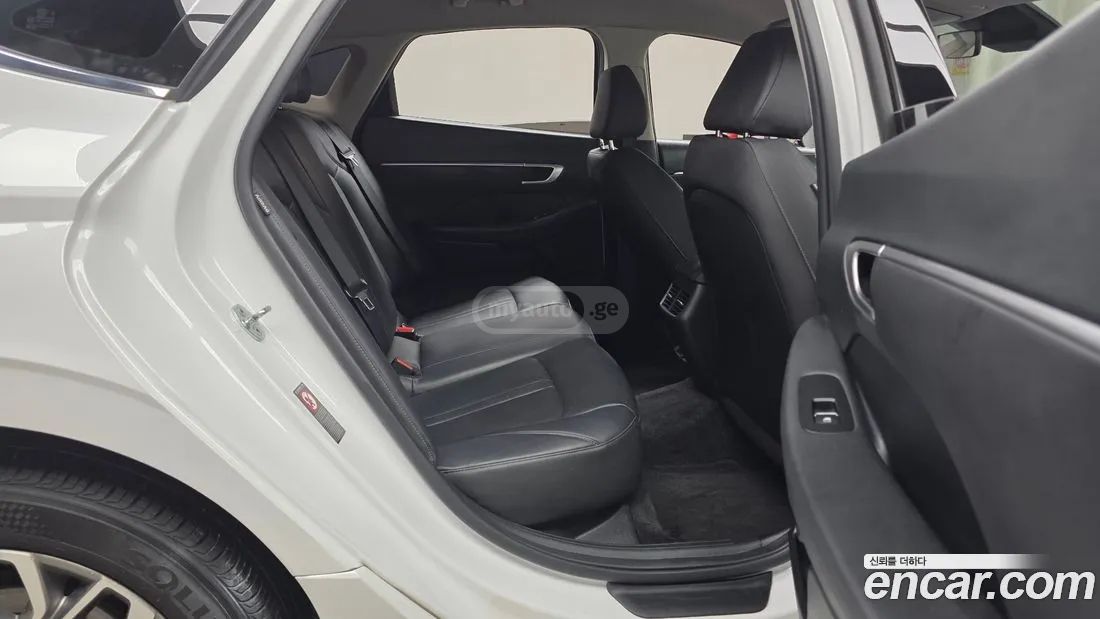 Hyundai Sonata - фото 12