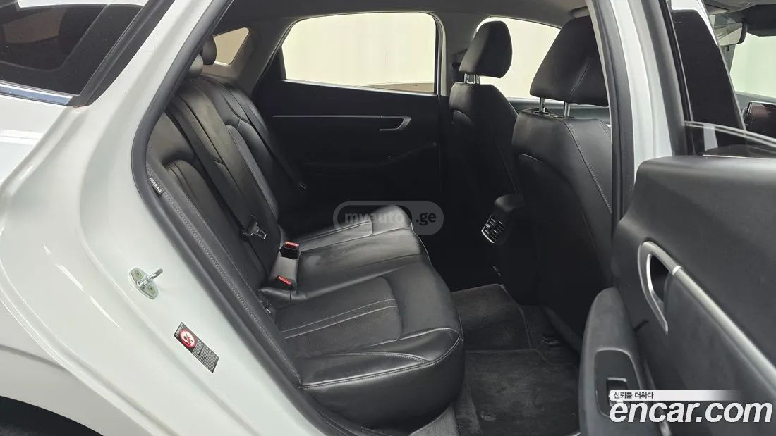 Hyundai Sonata - фото 12