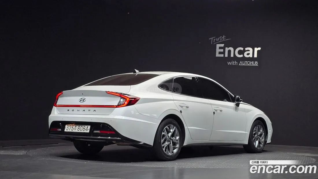 Hyundai Sonata - фото 2