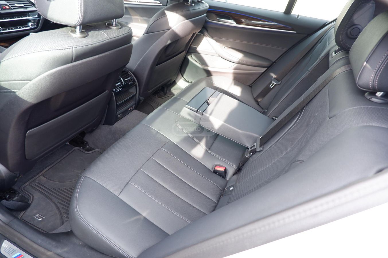 BMW 540 - фото 9