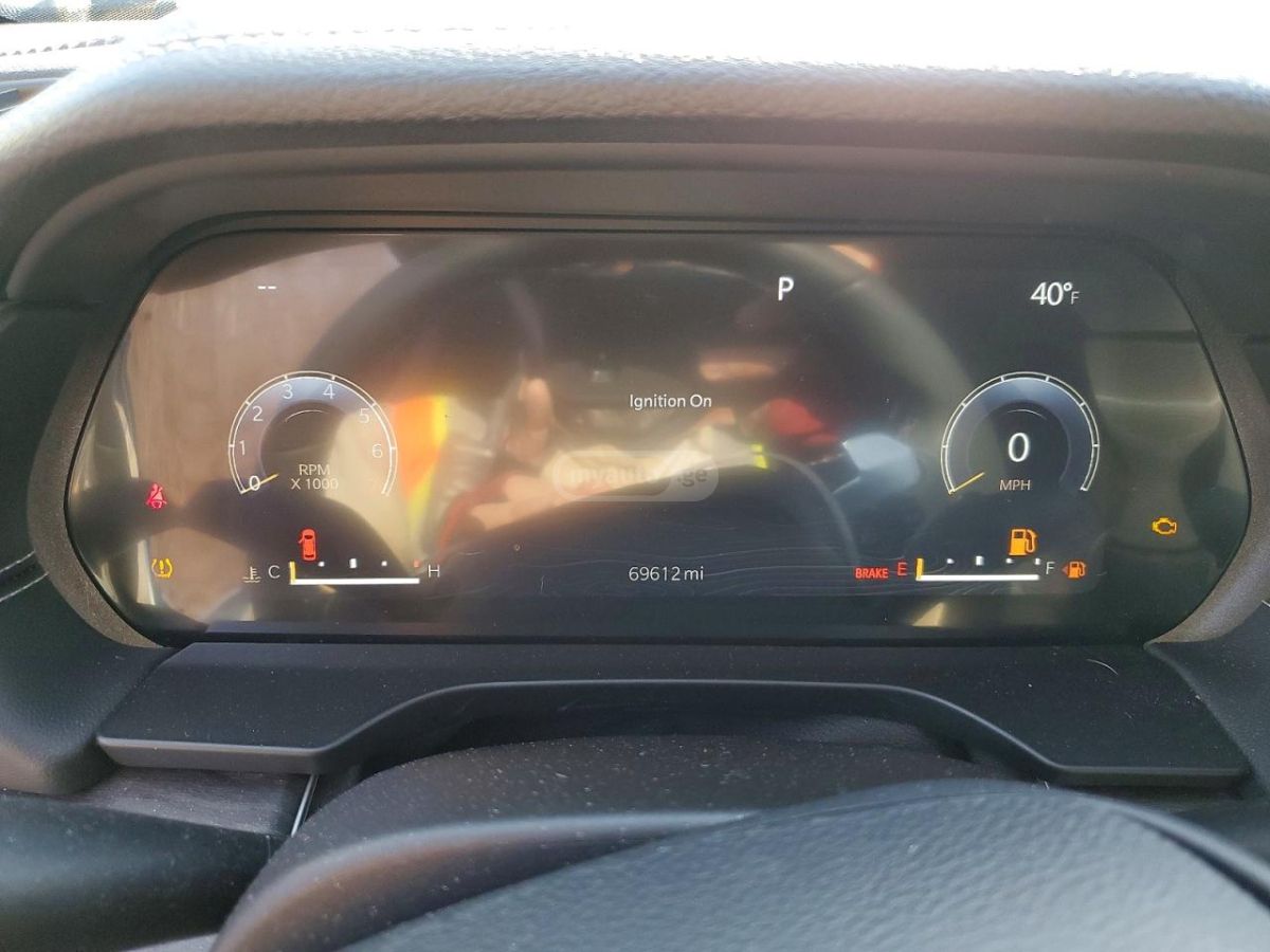 Jeep Grand Cherokee 2023 — миниатюра 9