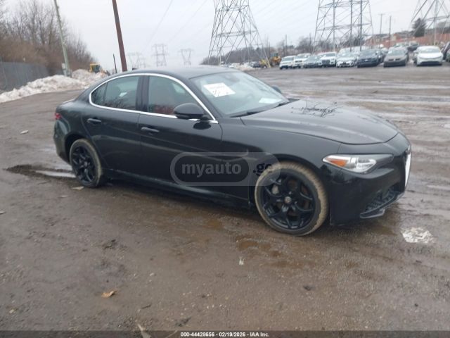 Alfa Romeo Giulia - фото 4