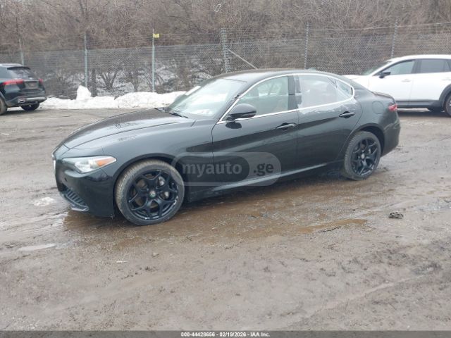 Alfa Romeo Giulia - фото 5
