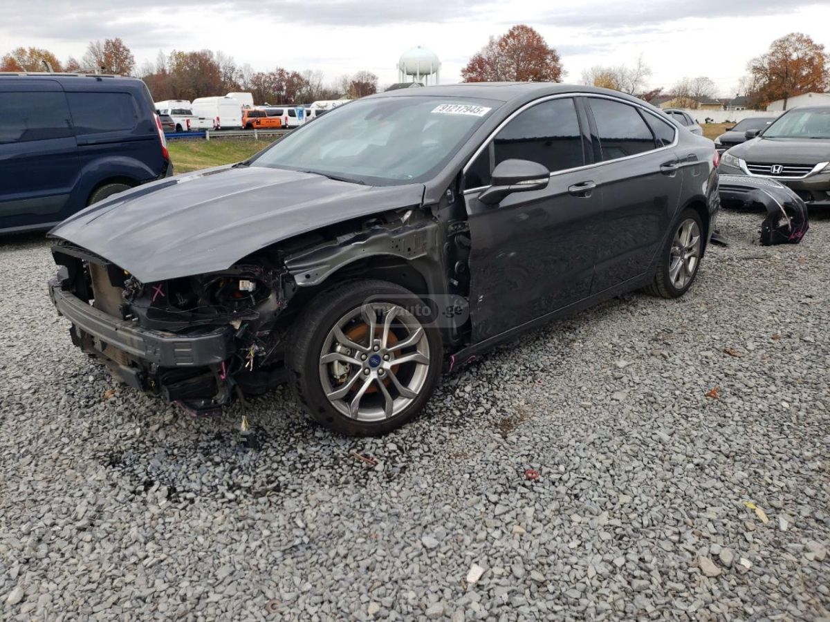 Ford Fusion - фото 1