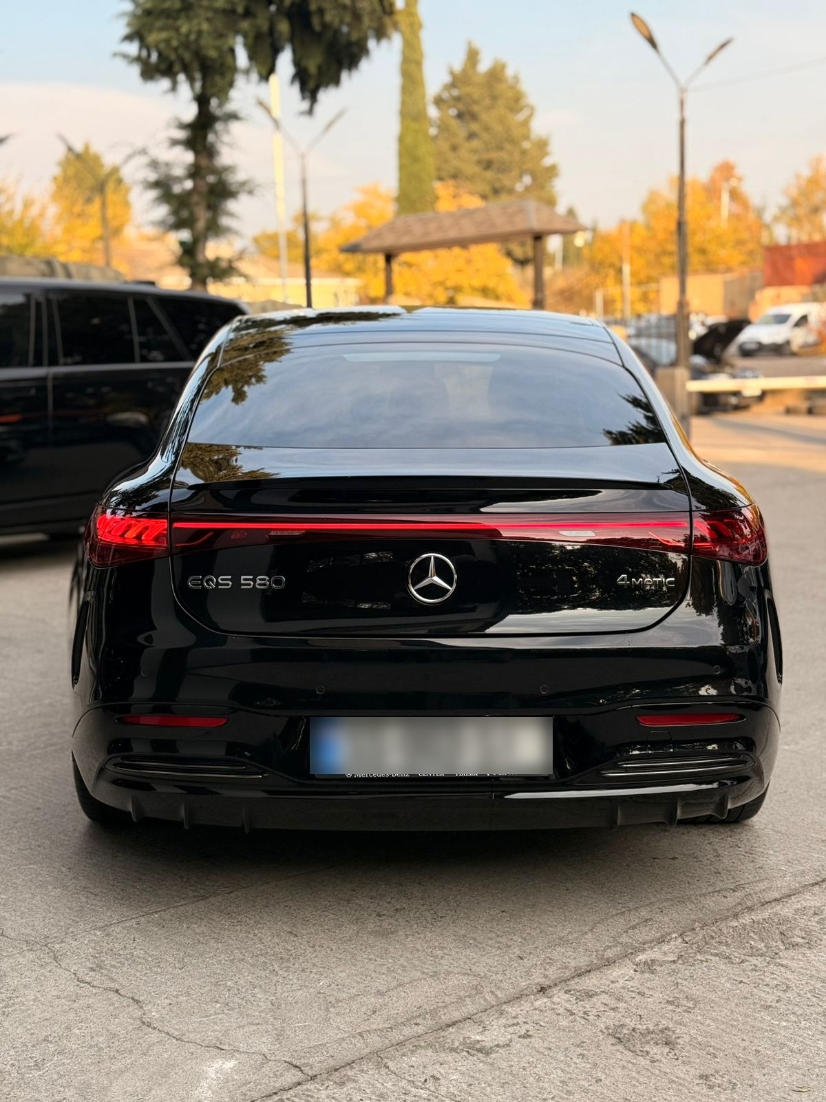 Mercedes-Benz 580 — миниатюра 4