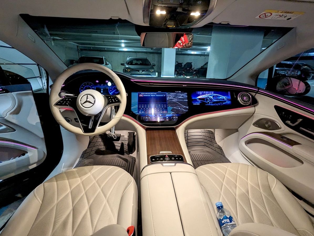 Mercedes-Benz 580 — миниатюра 9