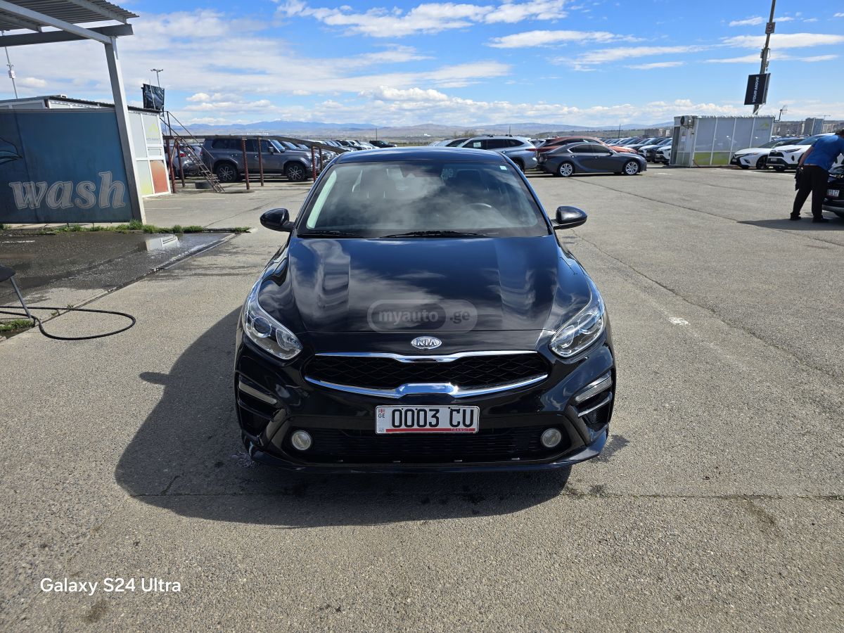 Kia Forte - фото 1