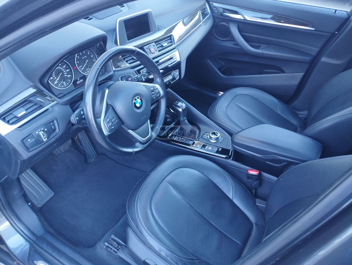 BMW X1 - фото 11