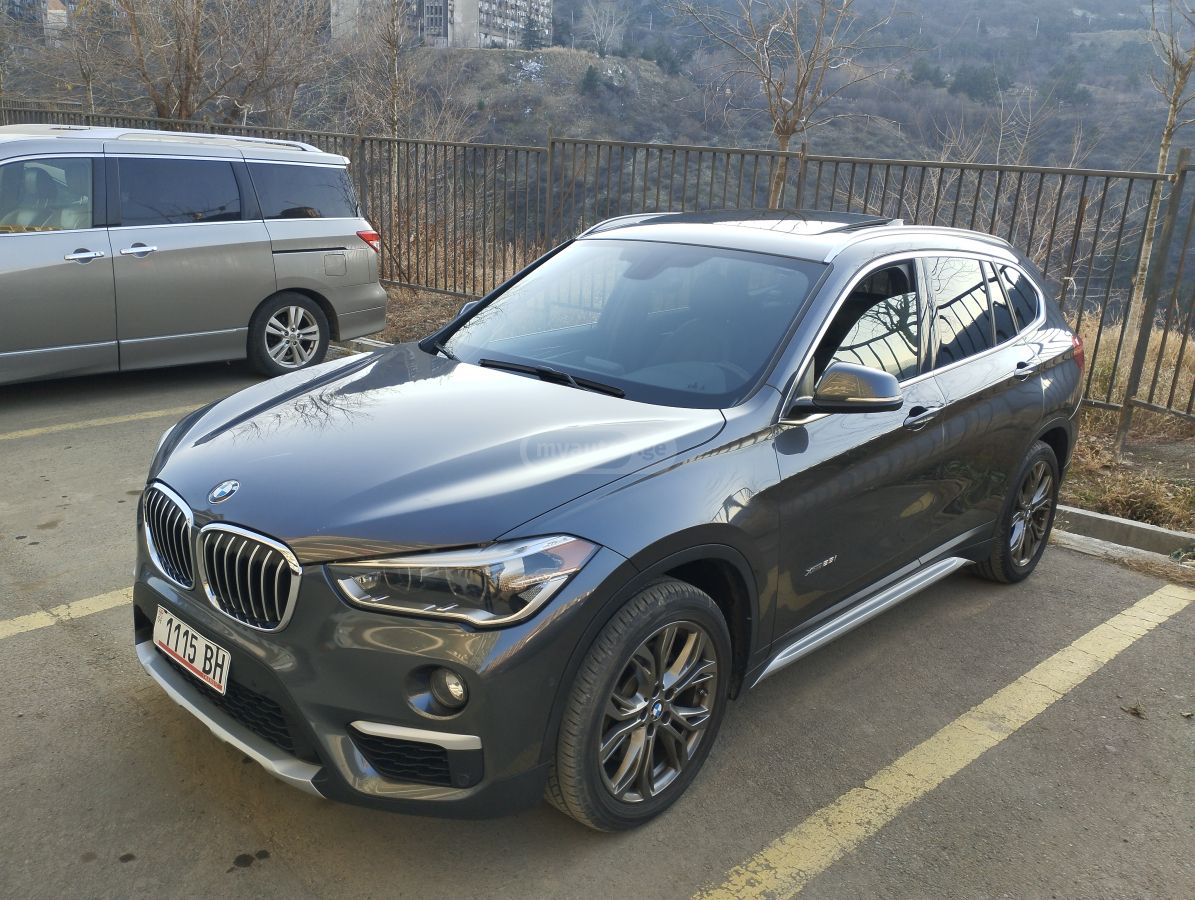 BMW X1 - фото 15