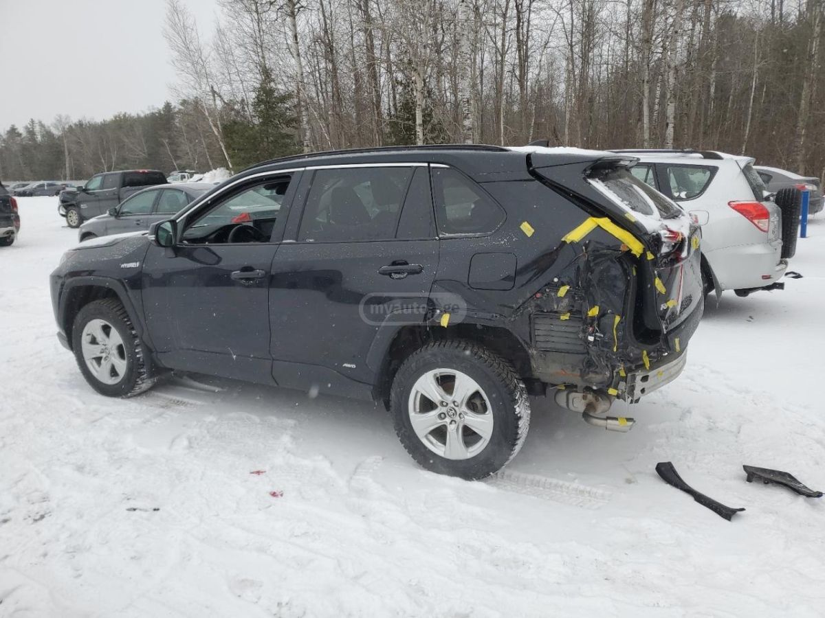 Toyota RAV 4 - фото 2