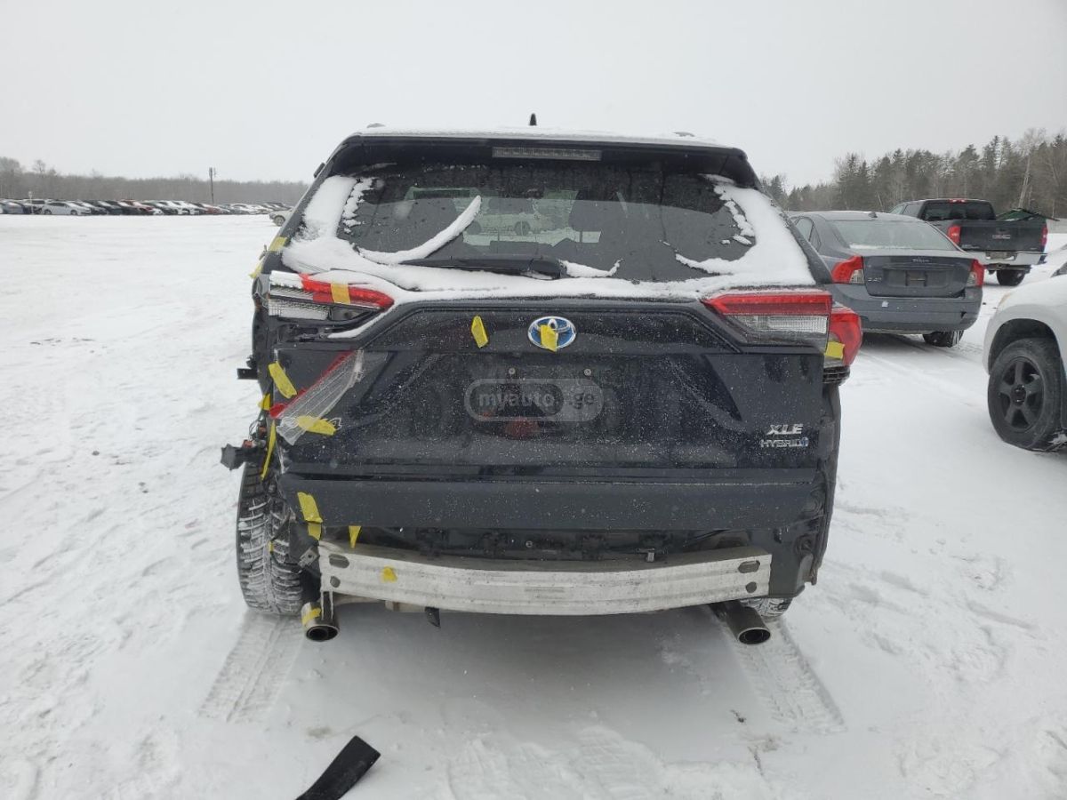 Toyota RAV 4 - фото 6