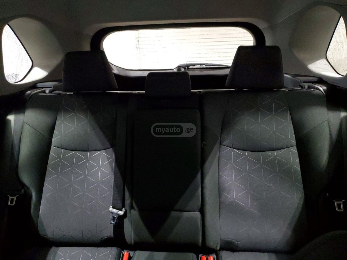 Toyota HYBRID XLE — миниатюра 10