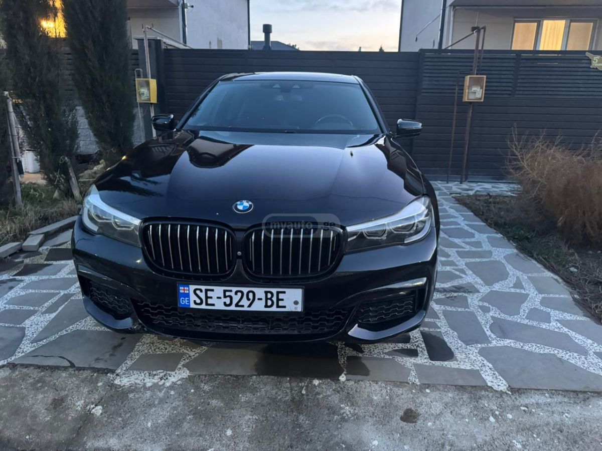 BMW 740 - фото 2