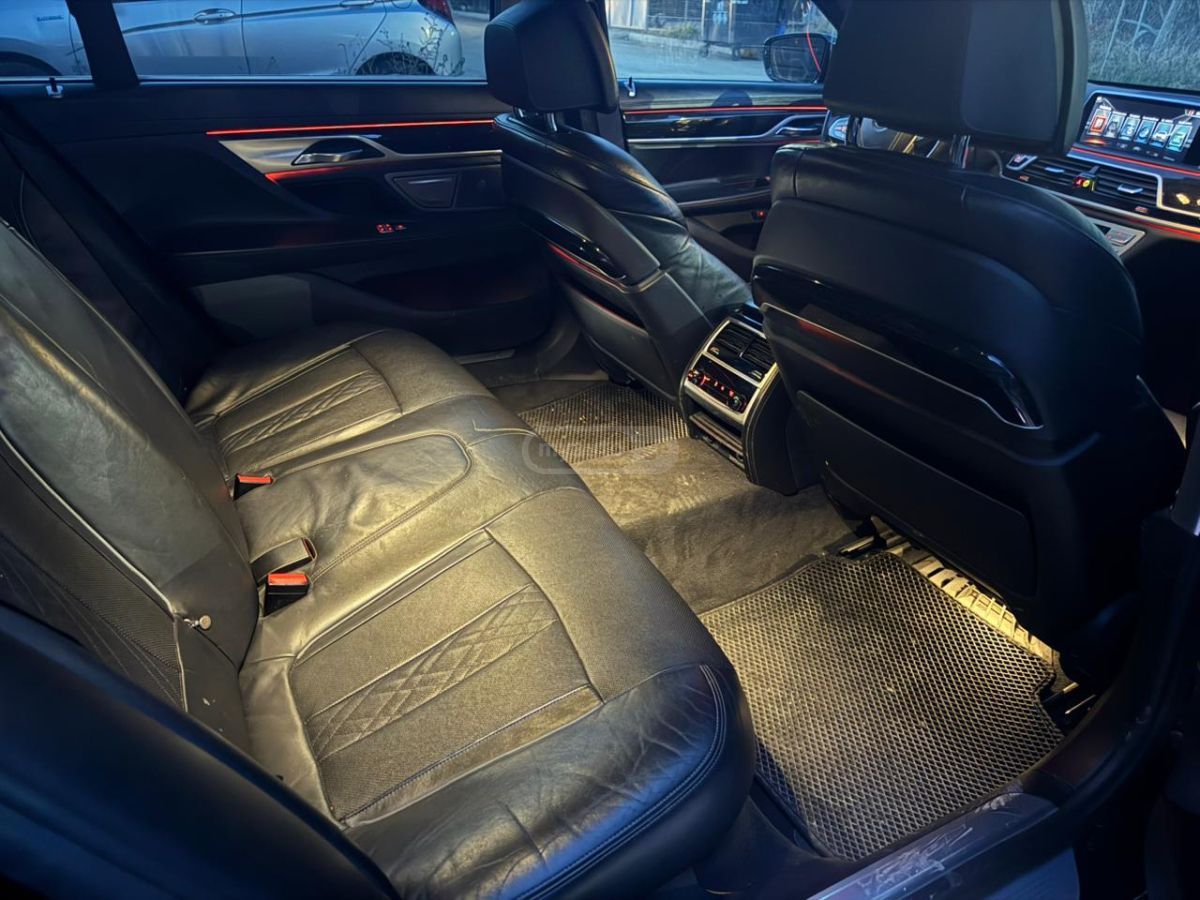 BMW 740 - фото 5