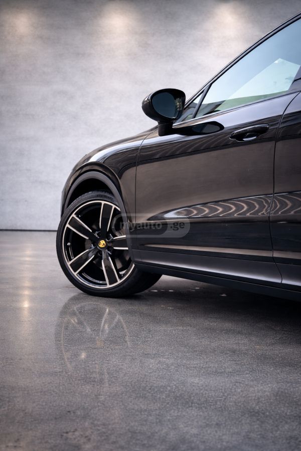 Porsche Cayenne - фото 5