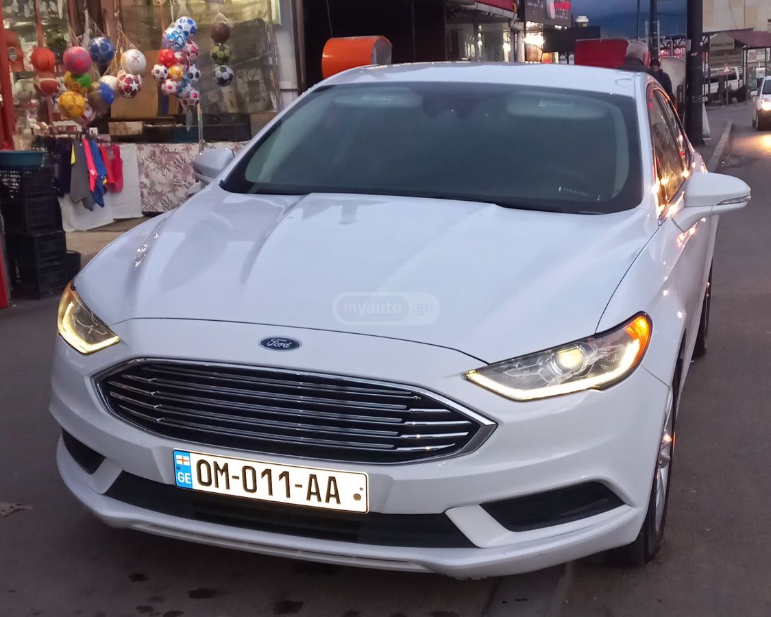 Ford Fusion - фото 1
