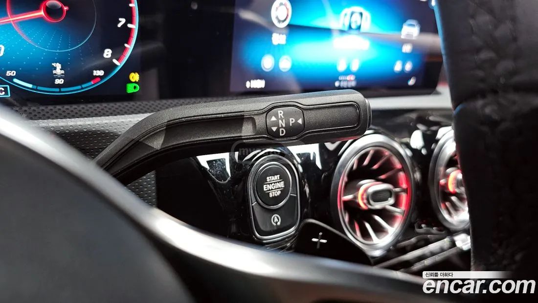 Mercedes-Benz - фото 9