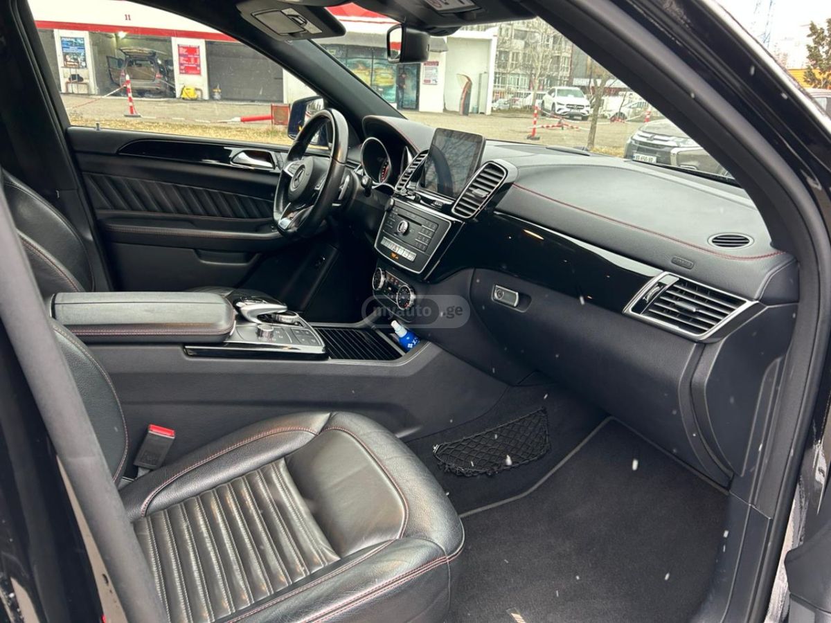 Mercedes-Benz GLE 400 - фото 8