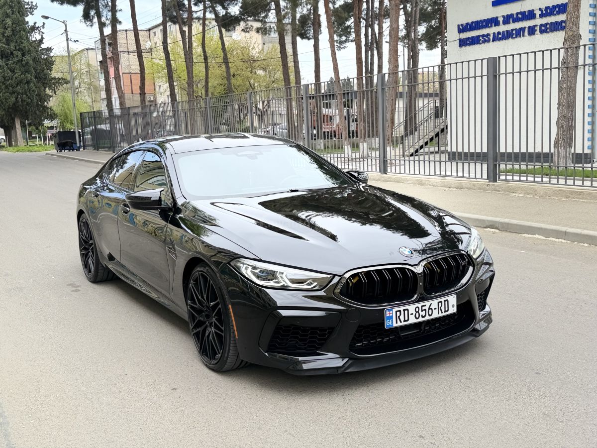 BMW M8 - фото 8