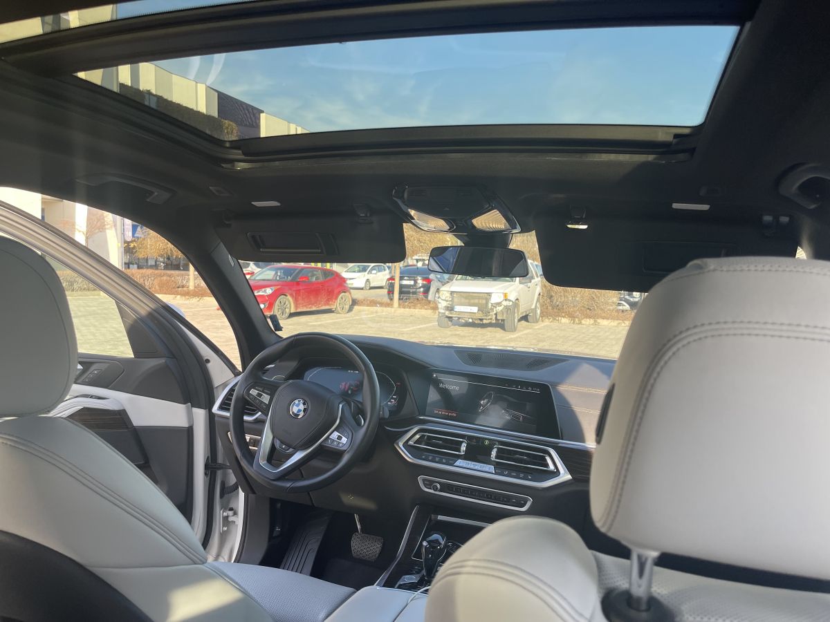 BMW xDrive40i 4dr All-Wheel Drive — миниатюра 7