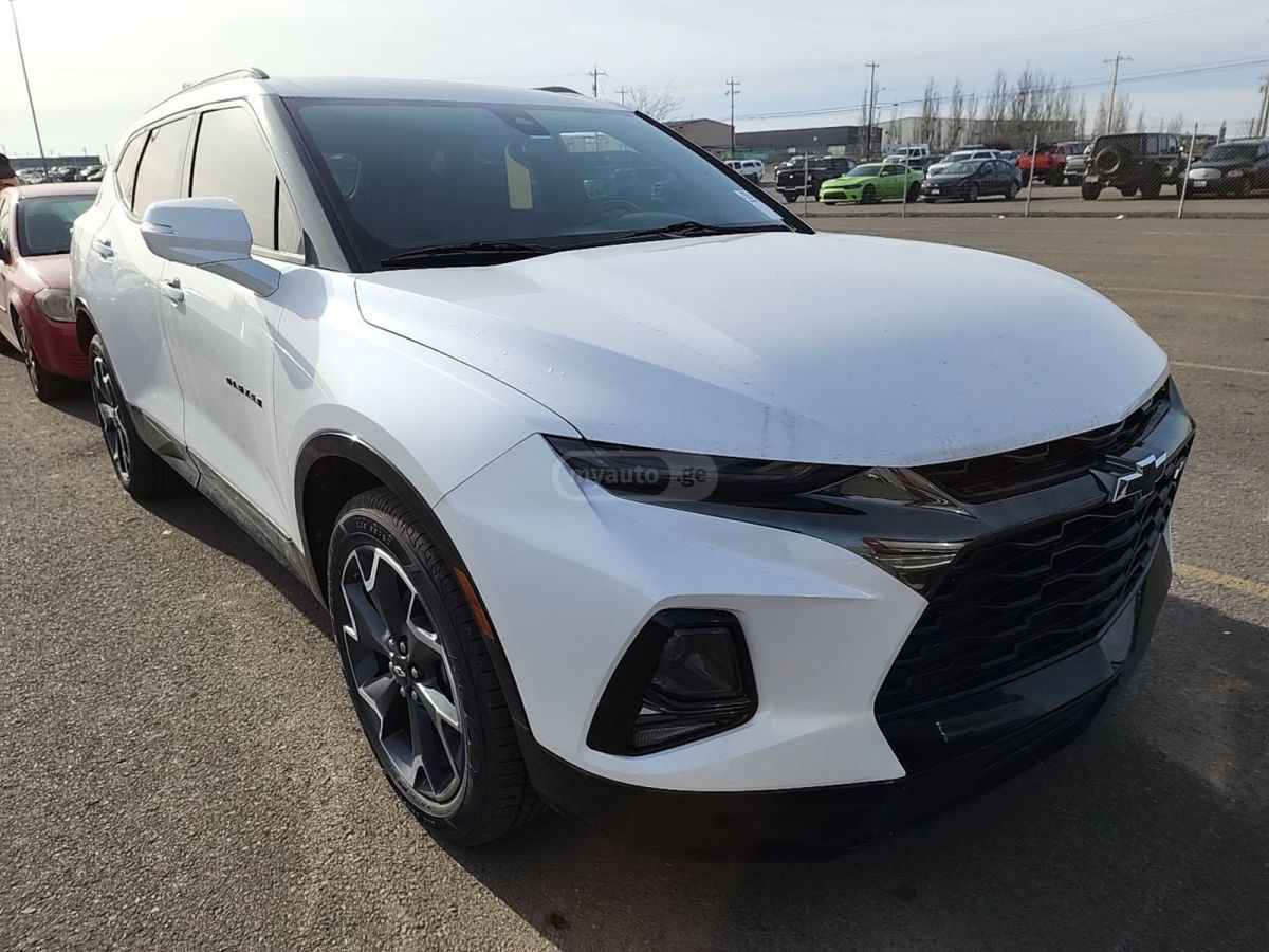 Chevrolet Blazer - фото 1