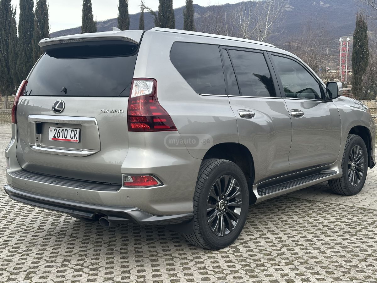 Lexus Luxury 4dr 4x4 Automatic — миниатюра 5