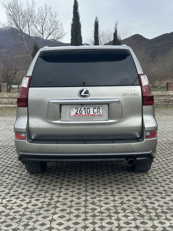 Lexus Luxury 4dr 4x4 Automatic — миниатюра 6