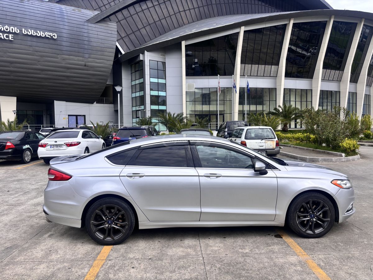 Ford Fusion - фото 5