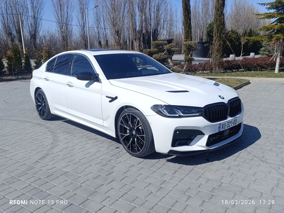 BMW 530 - фото 1