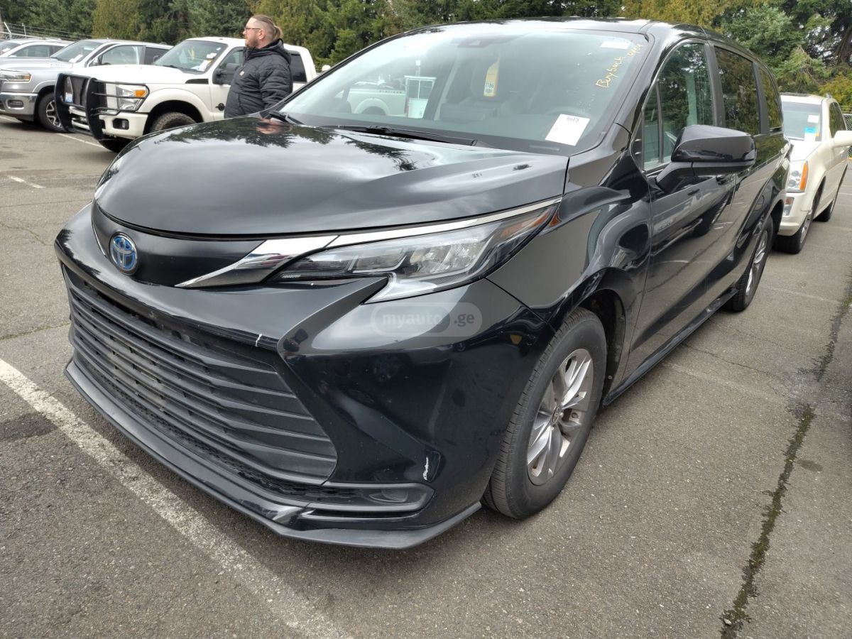 Toyota LE FWD — миниатюра 1